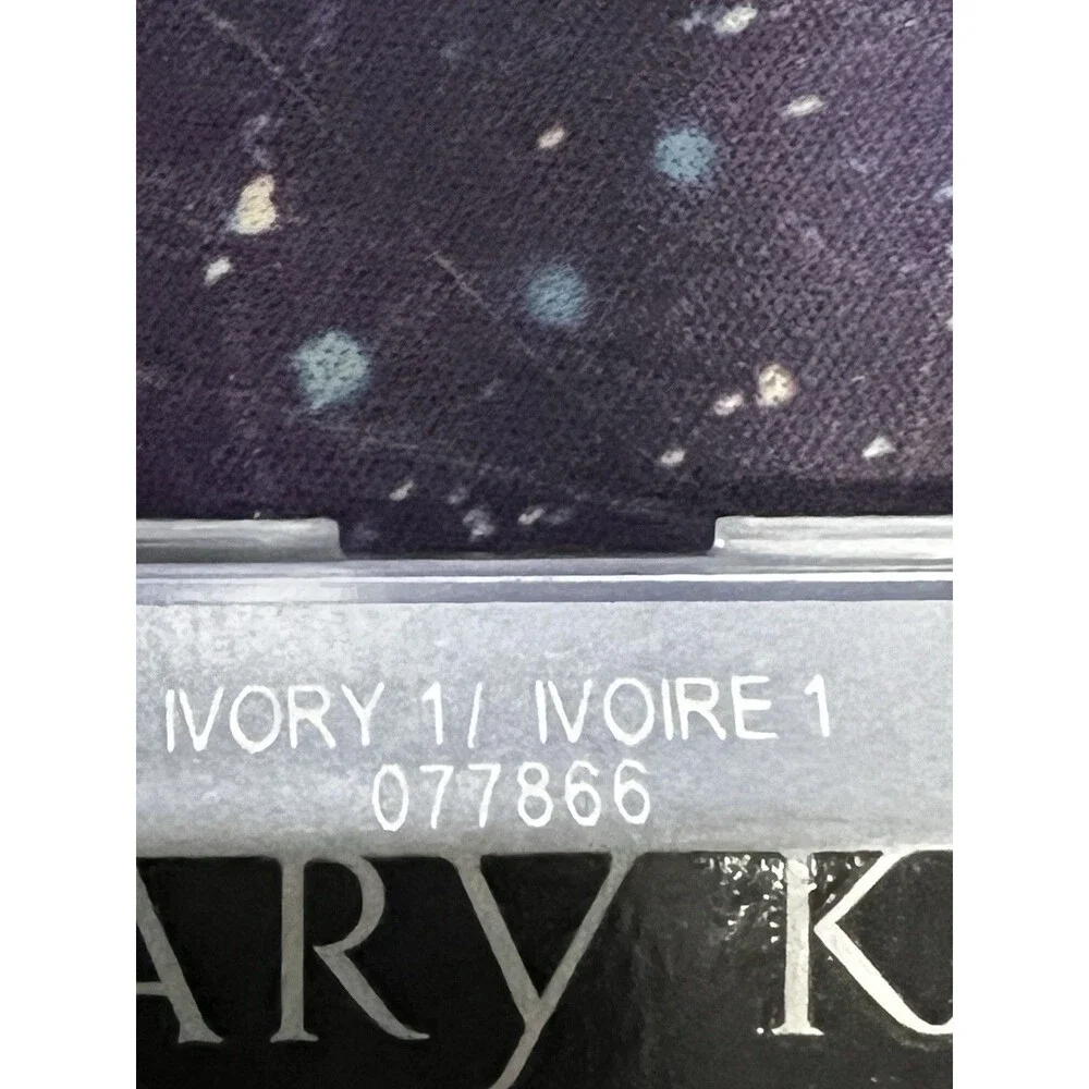 Mary Kay IVORY 1 Endless Performance Creme to Powder Foundation .35 oz new